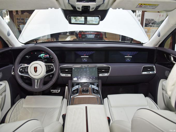 स्टॉक में Hongqi E-Hs9 नई या प्रयुक्त चीनी नई इलेक्ट्रिक कार के साथ 4WD मोटर 6 सीटों 690km Hongqi E-Hs9 5