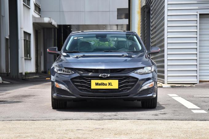 थोक Chevrolet Malibu Xl 2023 1.5T 2.0T 9AT 2wd सस्ती पेट्रोल सेडान कार बेस्ट पेट्रोल कार Chevrolet नई कारें 1