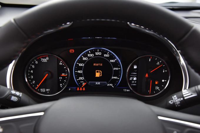 थोक Chevrolet Malibu Xl 2023 1.5T 2.0T 9AT 2wd सस्ती पेट्रोल सेडान कार बेस्ट पेट्रोल कार Chevrolet नई कारें 7